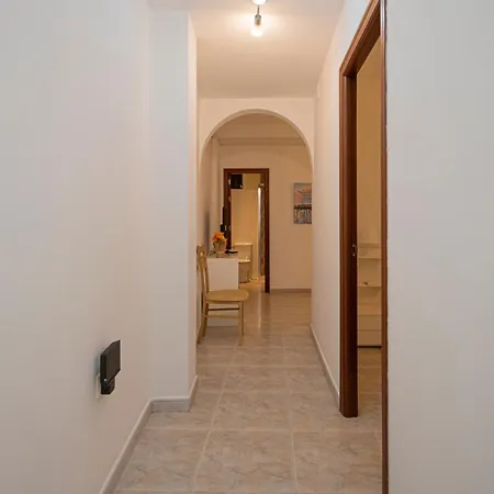 Apartamento 3 Bedroom In The Heart Of Triana *